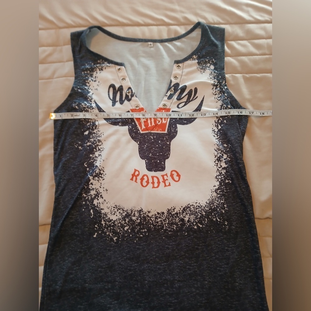 Gray‎ Rodeo Graphic Tank Top - Picture 4 of 8